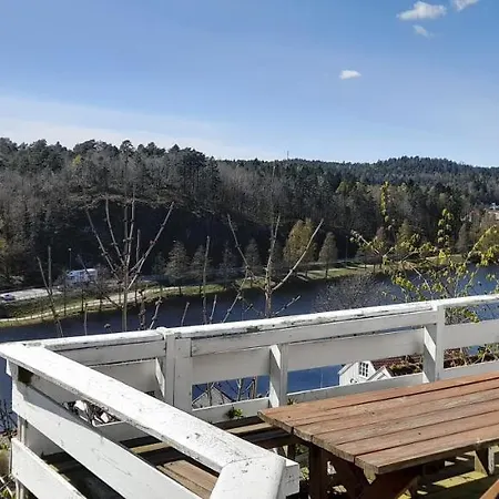 Trivelig Hus Med Fantastisk Utsikt فيلة آرندال