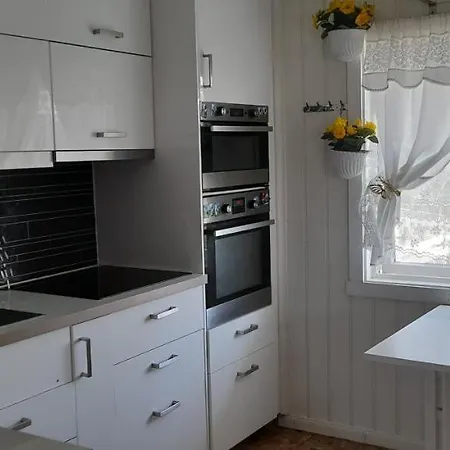 Trivelig Hus Med Fantastisk Utsikt آرندال